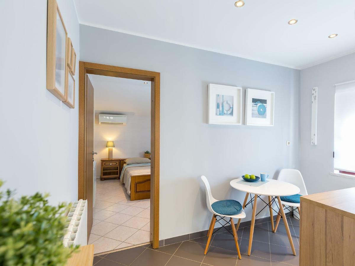 Cosy Studio Apartment *